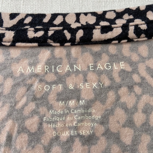 American eagle soft and sexy T - Picture 2 of 3